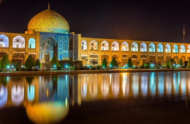 عکس مسجد شیخ لطف الله در اصفهان