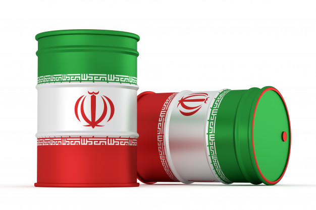 عکس پرچم ایران روی بشکه نفتی