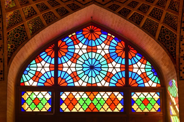 عکس پنجره های رنگی مسجد نصیر الملک