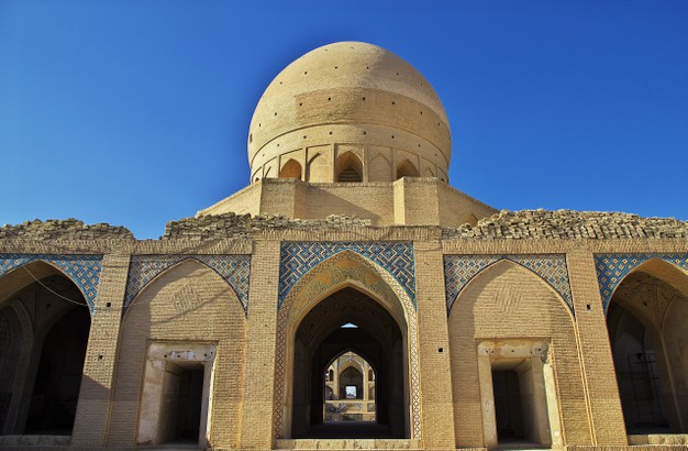 عکس مسجد آقا بزرگ در کاشان